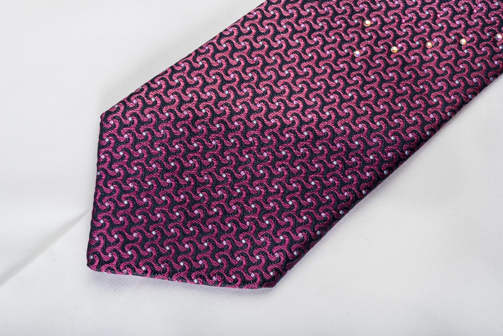 Aquascutum Rhinestone Necktie Geometric On Purple With Sparkles