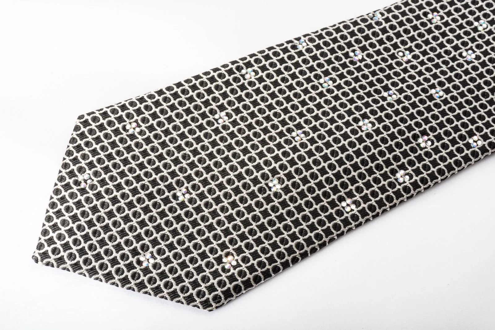 Arpeggio Men's Woven Silk Necktie Silver Trellis On Bleck With Rhinestones