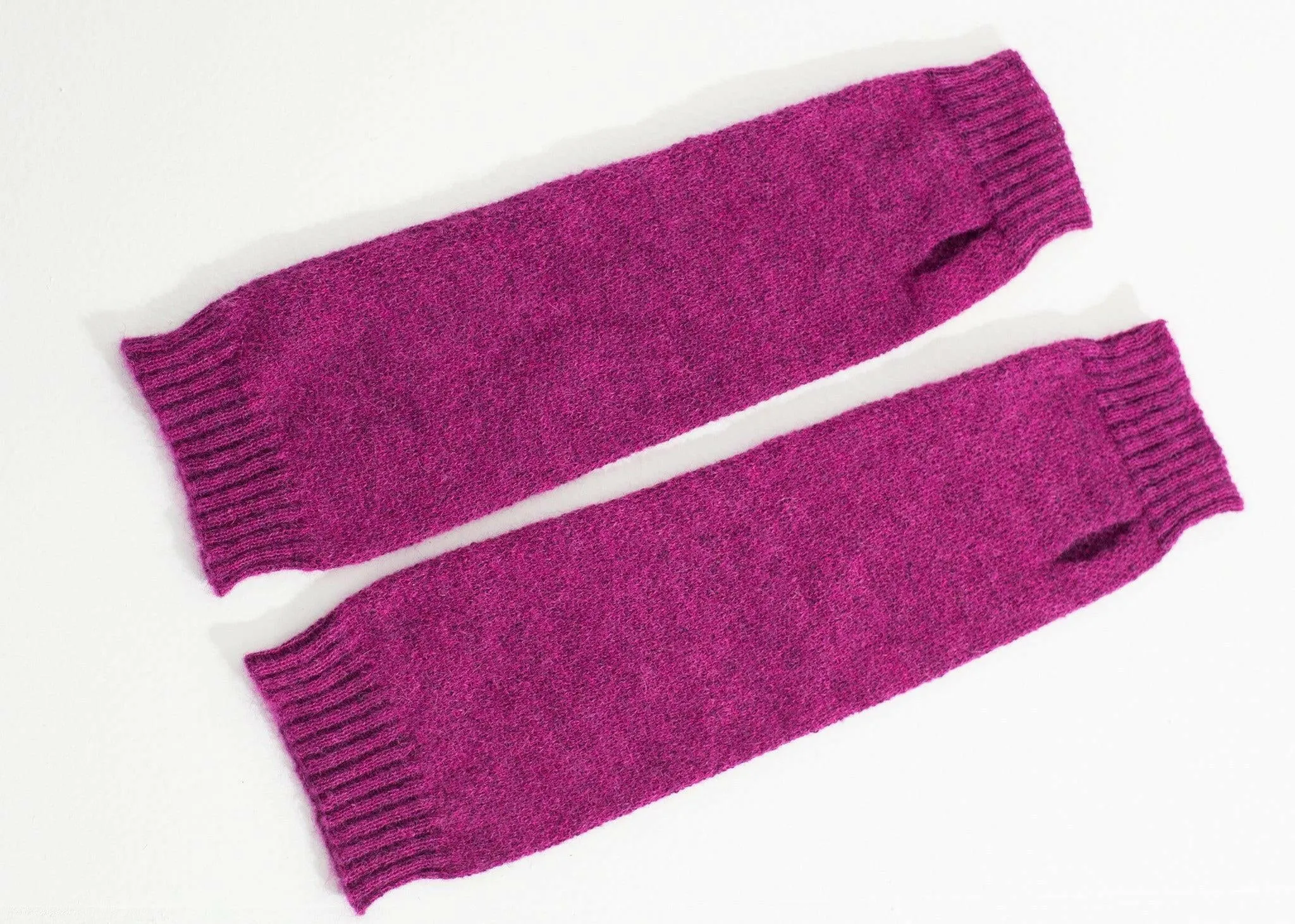 Pikki Mittens in Fuchsia