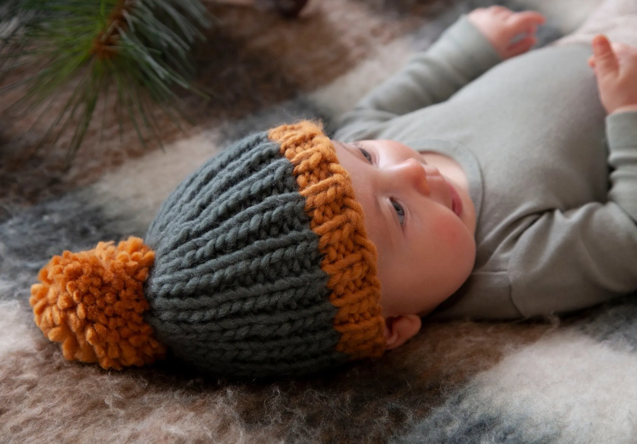 Traveller Chunky Beanie Slate