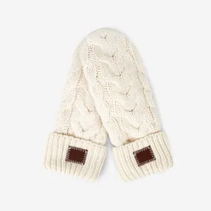 White Speckled Cable Knit Mittens