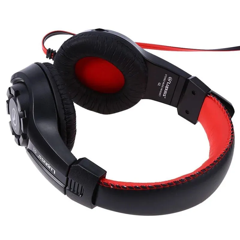 Wired Headset With Adjustable Microphone